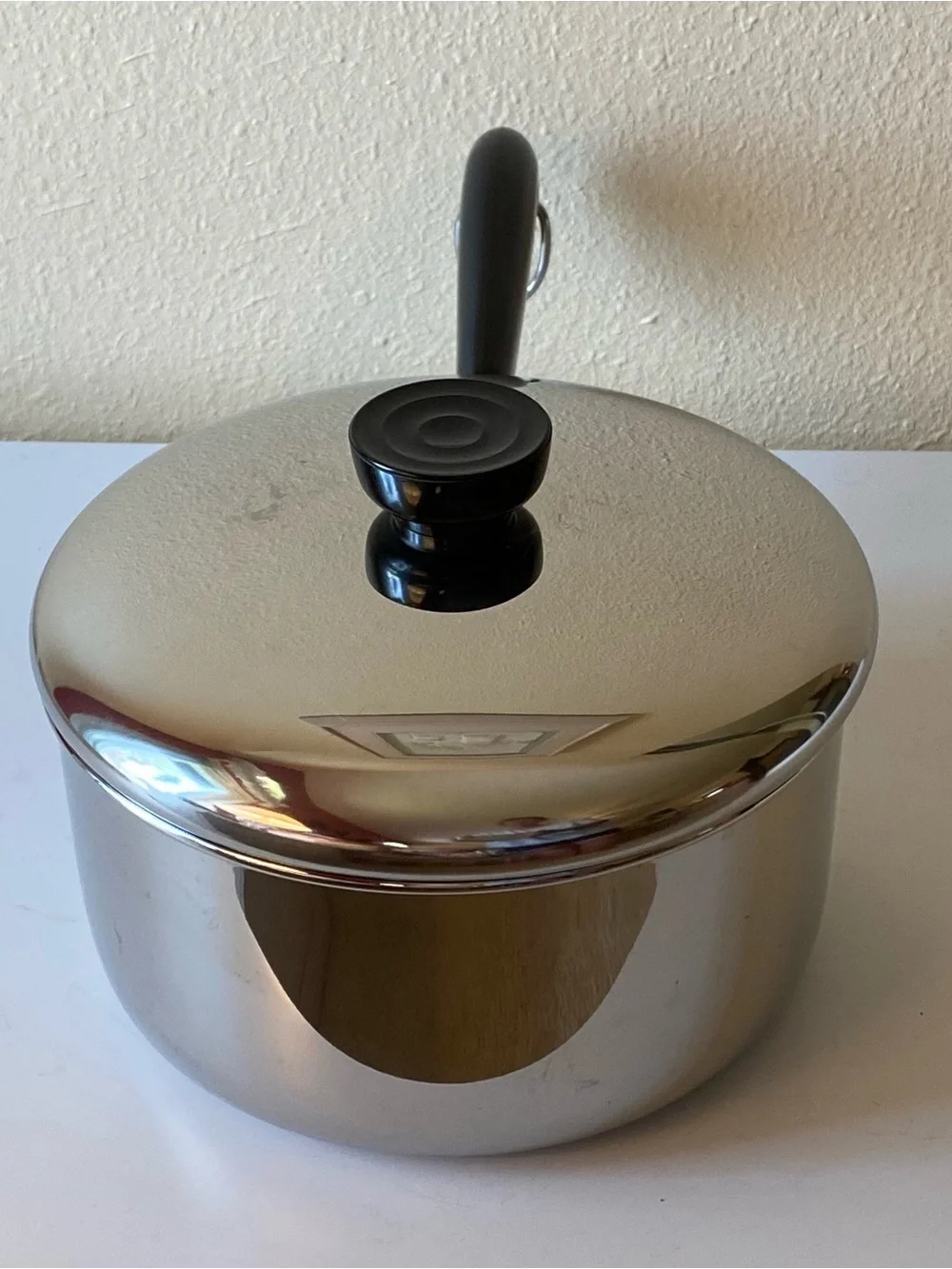Revere Ware 2 Quart Polished Stainless Steel Saucepan with Lid